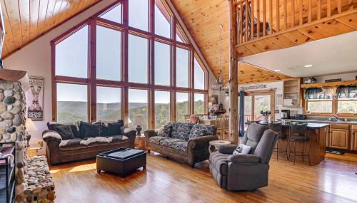 West Virginia Cabin Near Snowshoe Mountain Resort - Foto 1