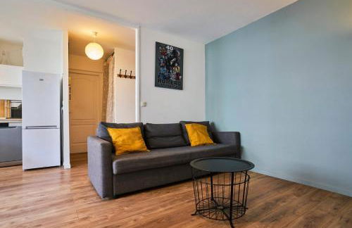 Apartment balconyparking space near train station - Foto 7