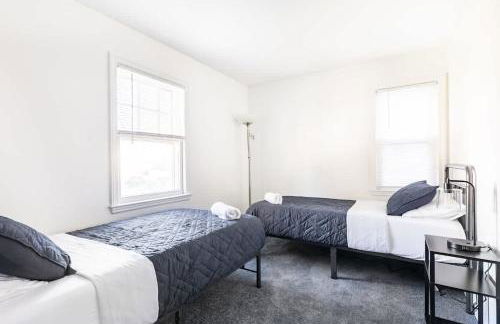 Fire pit ~ Game Room ~ near NYC ~ Modern Luxury - Foto 19