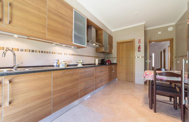 Villa Paraiso in S o Bartolomeu de Messines - Photo 11