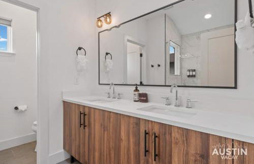 Pet-Friendly 3BR,2.5BA Home w Yard Near Mueller and Moody Center by Austin Vacay - Foto 15