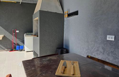 Casa 01 com 2 quartos, churrasqueira 15min centro - Foto 12