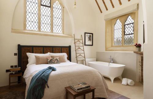 The Old Mission Church - Photo 4