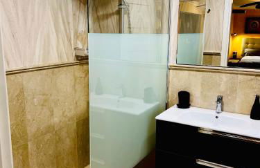 Villa con piscina climatizada y vistas al mar - Foto 30