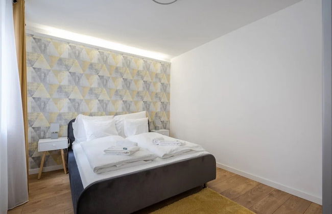 The Rose Garden Apartments - Photo 17