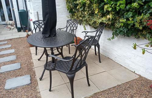 Pankhurst Cottage, Louth - Foto 16