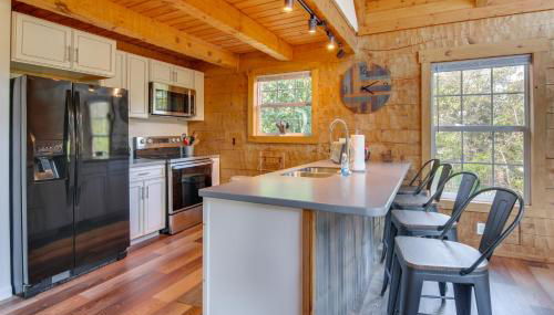 Hike and Unwind, Peaceful Wooded Retreat in Newport - Foto 4