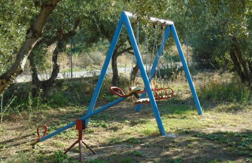 Tompras Village - Photo 21