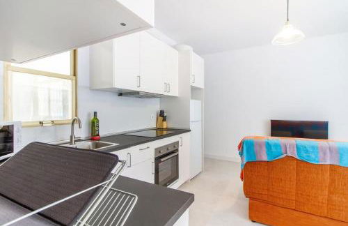 SEA VIEW, walking distance! Refurbished 2 bed, modern. 20 min. from Alicante Airport - Foto 5