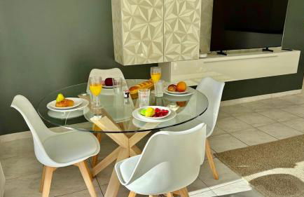 Juana YourHostHelper - Photo 11