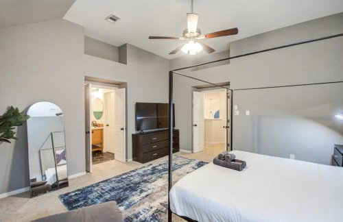 Luxury Mansion Dream Home - 6 Bed Pool Grill - Photo 19