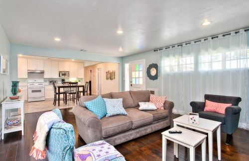 Walk To Disneyland, Watch Firework Front Yard, SPA - Foto 28