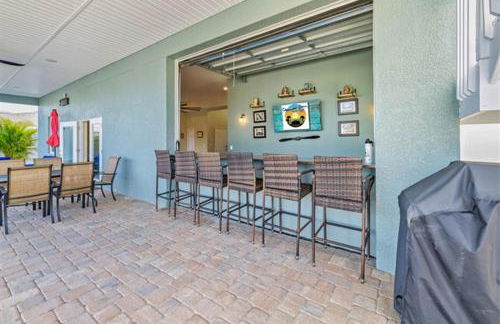 Spacious Home With Heated Pool! Sleeps 15! Billiard table! - Foto 39