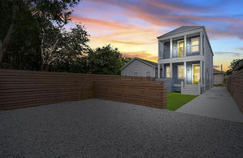 NOLA Modern Home Views of Superdome Jazz Fest - Foto 36