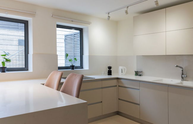 The Pearl of Nachlaot Apartments - Photo 63