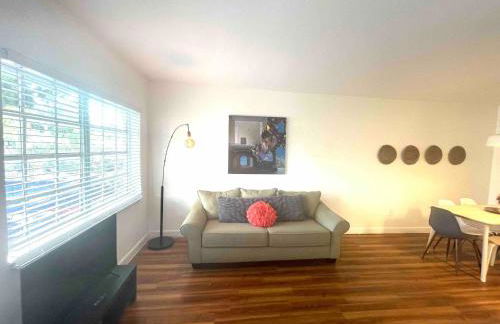 2 Bedroom Apartment Free Reserved Parking - Foto 48