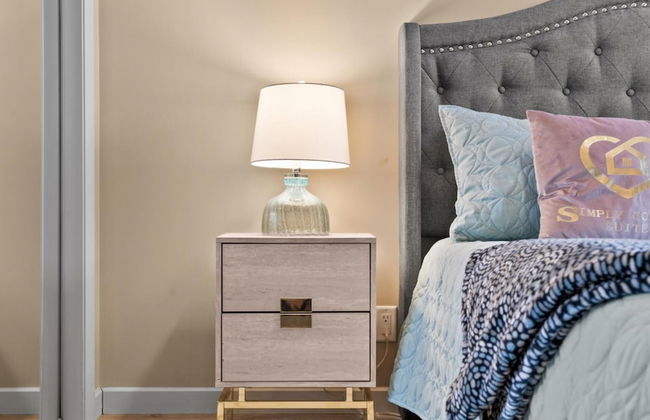 Modern DT Condo Balcony Parking Gym Hot Tub - Foto 45