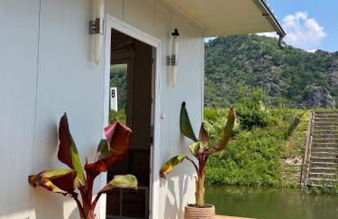 Hausboot im Hafen - Foto 3