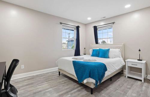 Chic Boho Retreat Near Downtown - Photo 30