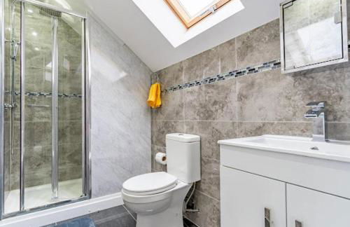 Birmingham Apt-sleeps 4-walk to City Centre-pets - Foto 101