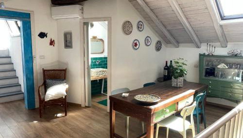 donna serena Aci Castello - Foto 5