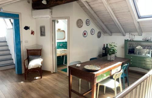 donna serena Aci Castello - Photo 5