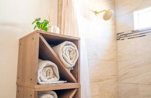 Rustic Gold Retreat - Foto 12