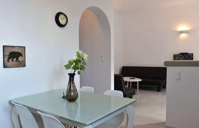 The Local House in Paros - Photo 6