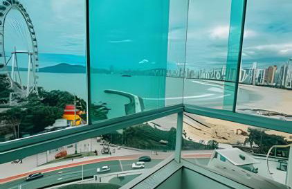 Loft vista panorâmica da Roda gigante e orla de BC - Foto 79