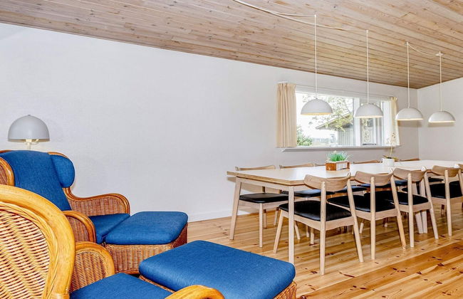 6 Person Holiday Home on a Holiday Park in Hanstholm - Foto 31