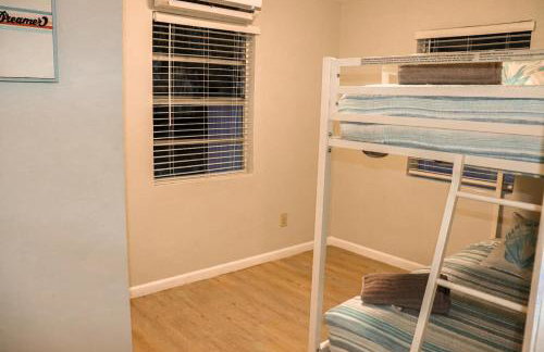 Luxury House with Delightful Beach Style! - Foto 54