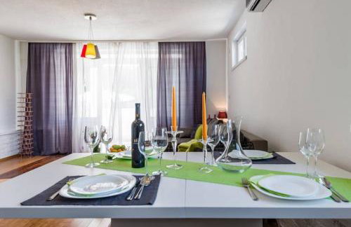 Luxury Apartment with Private Heated Pool - Foto 44