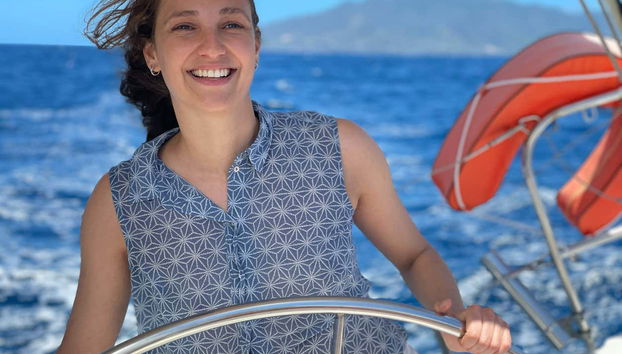 Learn how to sail a yatch