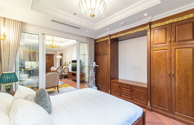 Luxe Paradise Suites Hotel - Photo 27