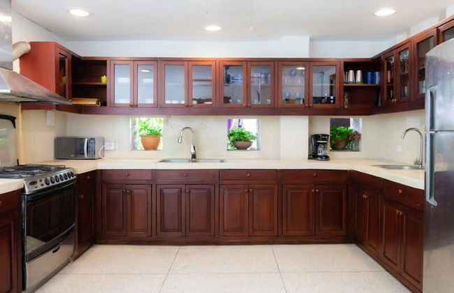 w Vibrant House 5BR w Pool n AC in Cartagena - Photo 15