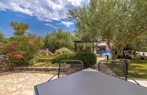 Villa Haya with heated pool - Photo 57