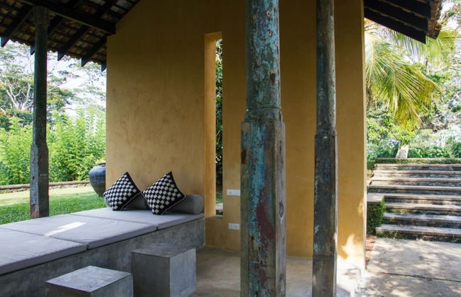 Historically Important Architecturally Stunning Hilltop Villa - Photo 15