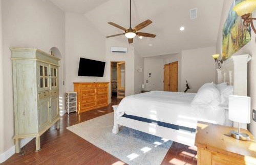 Private, Views, Free Wine Tickets, and Ask about 100 Dollar Taco Caterer For 10 - Foto 36