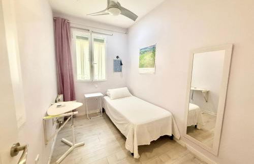 Metro Legazpi 03 AMCH Hospedaje - Photo 16