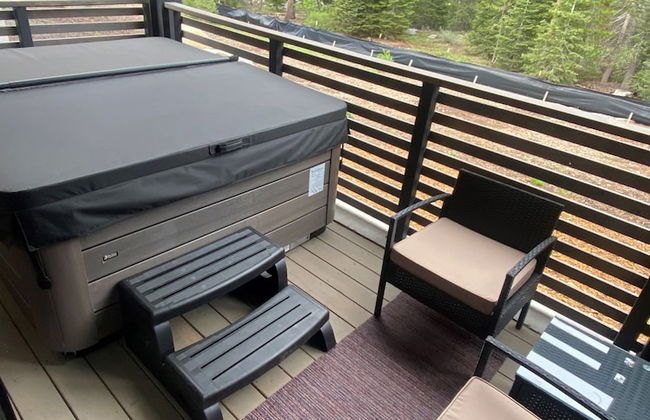 Enjoy Paradise Hot Tub, Bike & Beach Equipment! - Photo 24