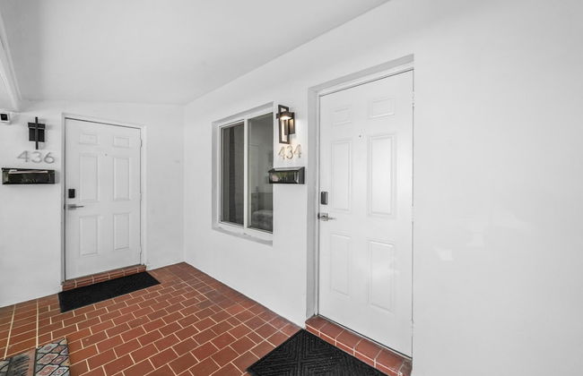 Uhost AI 1BR With Marble Accents Patio - Foto 37