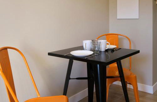 Au Céladon Parking gratuit, WIFI, Terrasse, Piscine - Foto 8