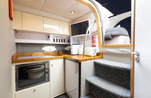 Lux 8Br Thamesfront Villa w Yacht & Sauna - Foto 29