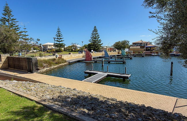 Aqua Tides - Photo 31