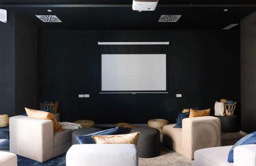 Urban Sky with Balcony and Sea View P&O 26H - Photo 46