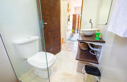 Casa a 900m da Praia, com Churrasqueira, Varanda com Rede e Terreno grande - Foto 26