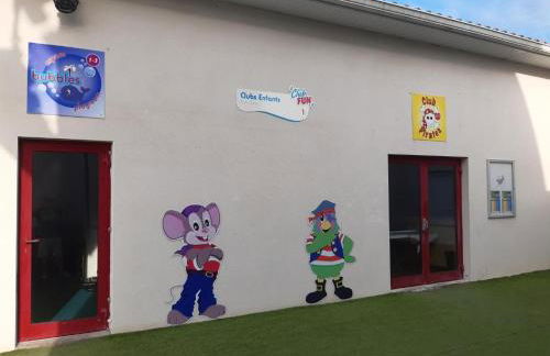 Mobil Home Moderne de 40m2 TOUT CONFORT Camping SIBLU Les CHARMETTES 785 La Palmyre Les Mathes - Foto 48