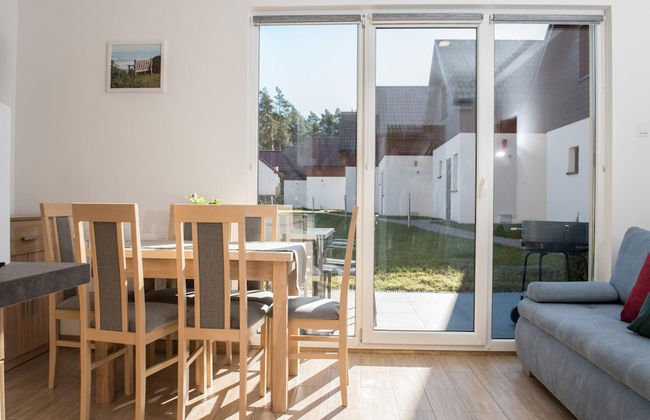 Spacious 3-room Apartment, Summer Pool - Photo 18