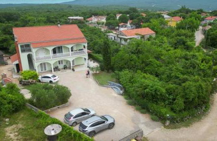 Relaxing Holiday Apartment - Photo 35