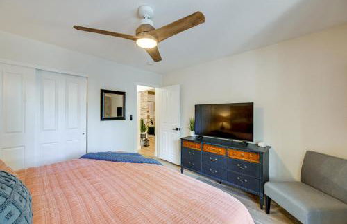 Stylish Flagstaff Hideaway with Hot Tub and Fire Pit! - Foto 19